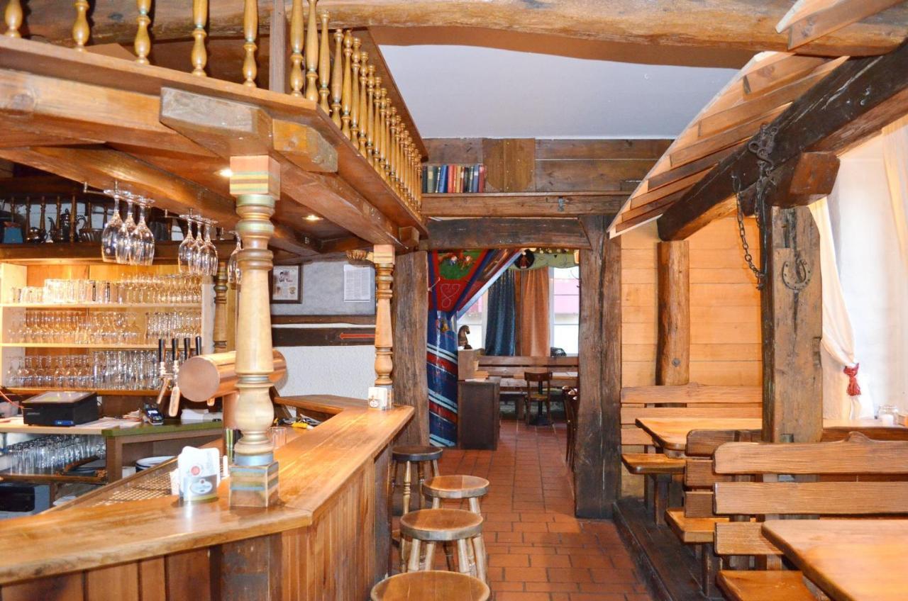 Hotel "Cafe Verkehrt" - Wellcome Motorbiker, Berufsleute Und Reisende Im Schwarzwald Oberhof  Kültér fotó